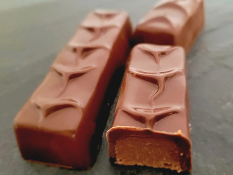 Batoane de ciocolată cu unt de arahide - Paula Ana