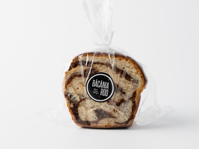 Cozonac cu nucă Jumătate Băcănia Rod